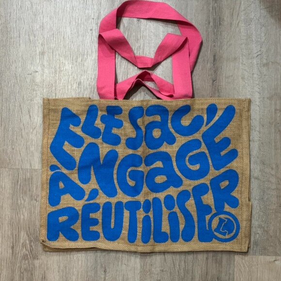 RARE 2011 André Saraiva Mr. A x E.Leclerc Jute Art Tote Bag - $80 - Picture 1 of 3